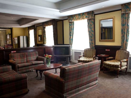 Фото Rose Court Hotel