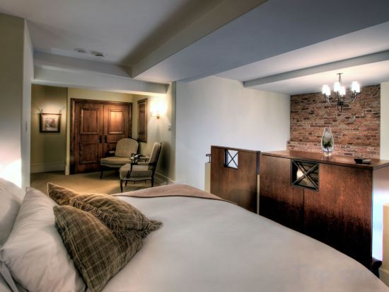 Фото Hôtel Place d'Armes