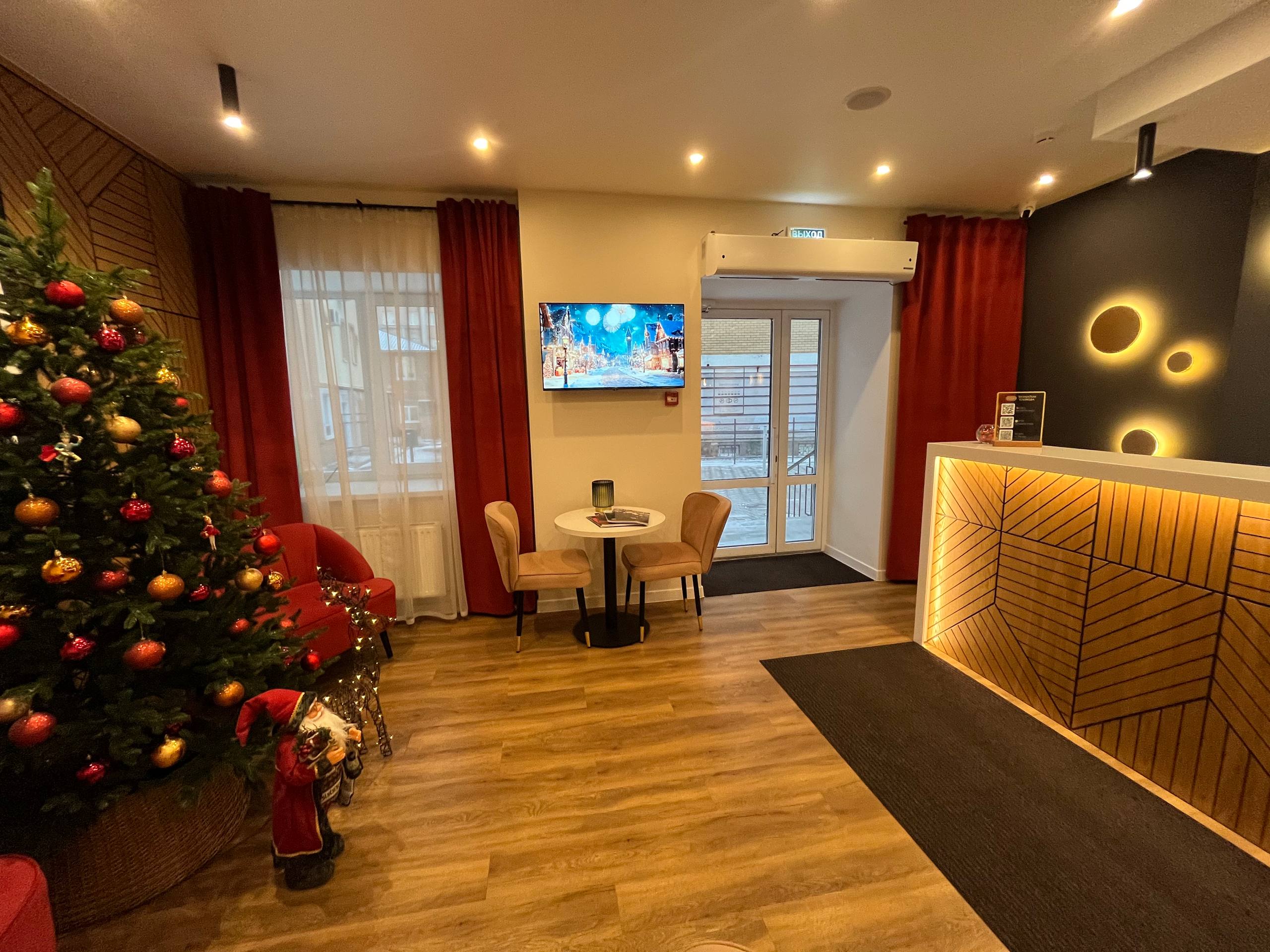 Фото отеля 1