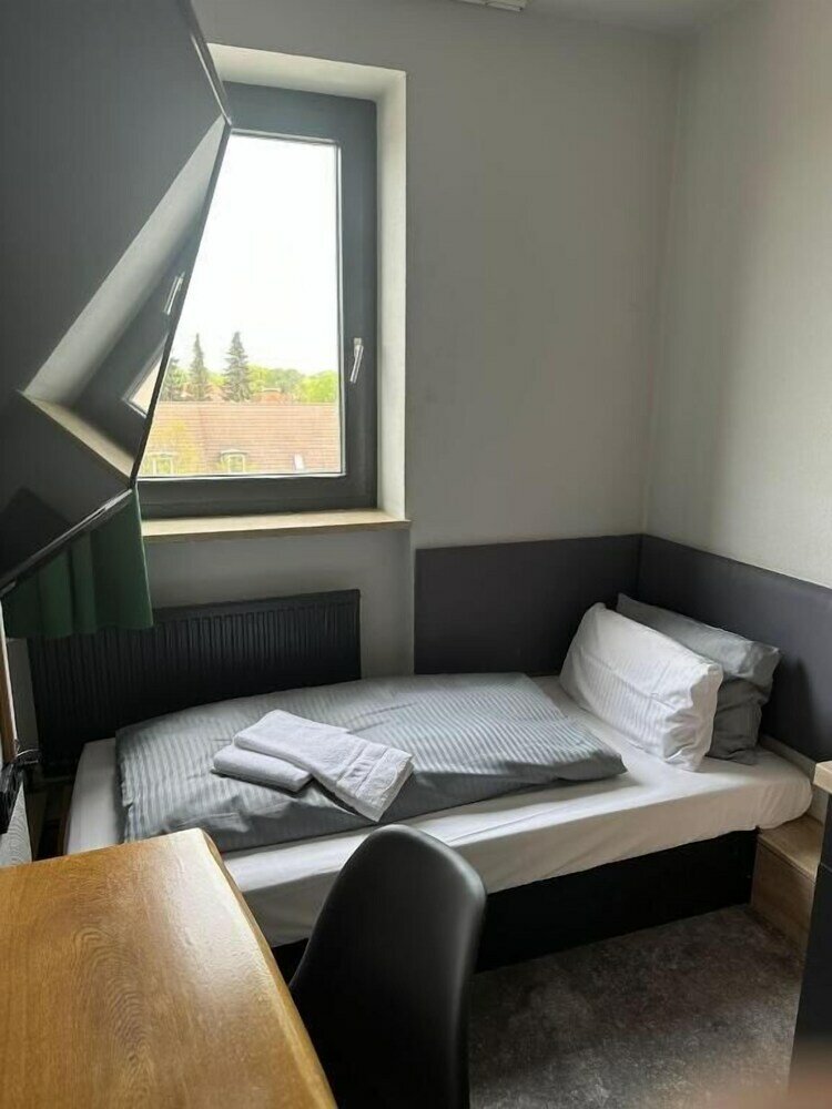 Фото Hotel Mecklenheide Hannover