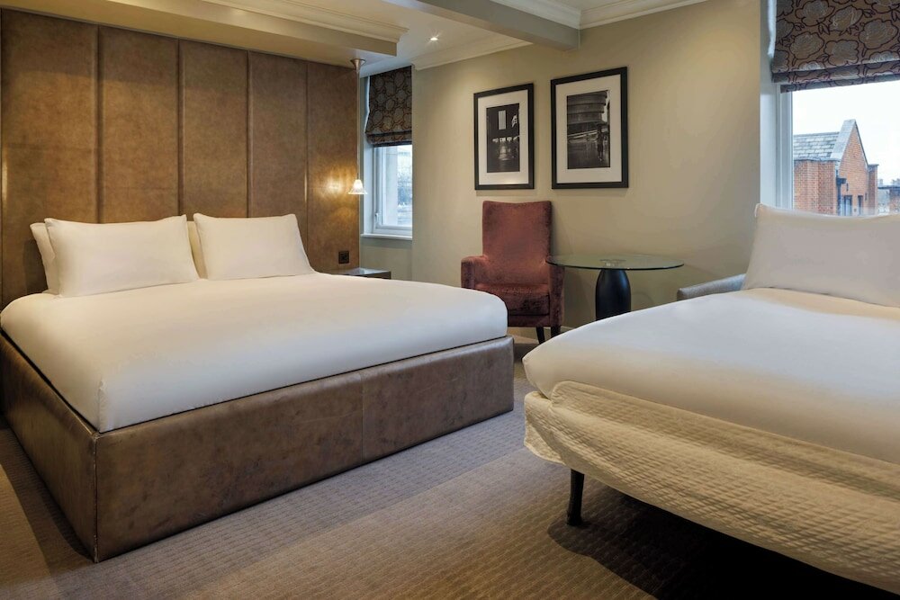 Фото Radisson Blu Edwardian Bloomsbury Street Hotel, London