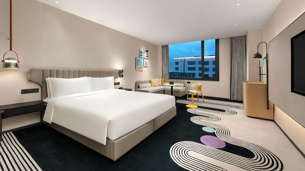 Фото Holiday Inn Shanghai Pudong Airport