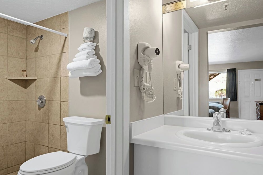 Фото Virgin River Hotel and Casino