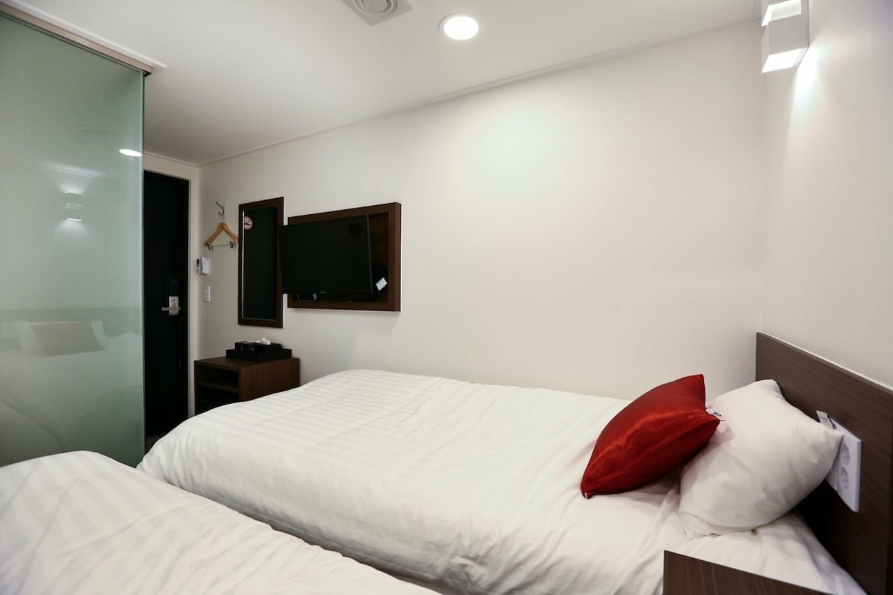 Фото Tripstay Myeongdong