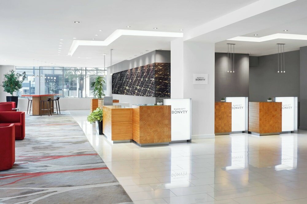 Фото Delta Hotels by Marriott Ottawa City Centre