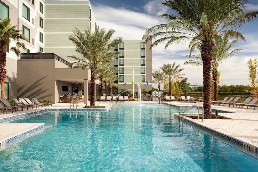 Фото SpringHill Suites by Marriott Orlando at Millenia