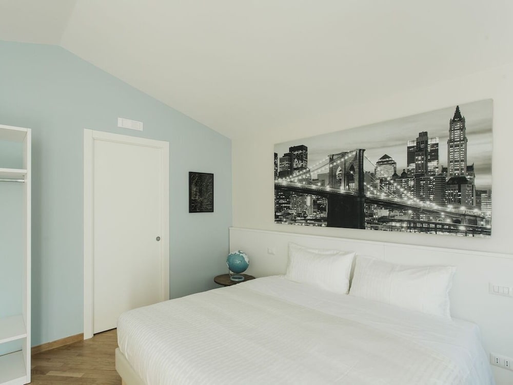 Фото Livingstone