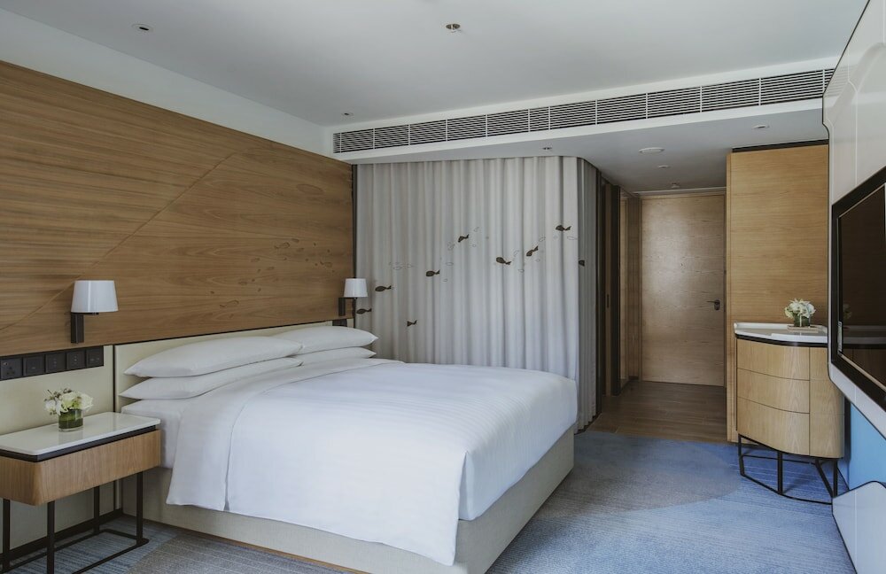 Фото Hong Kong Ocean Park Marriott Hotel