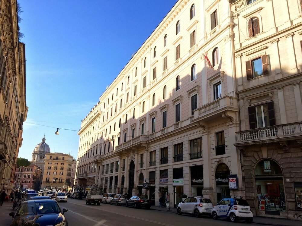 Фото Best Pantheon B&b