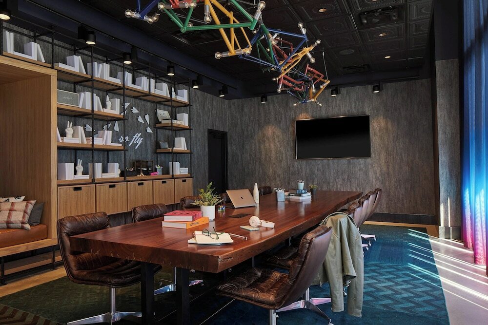 Фото Moxy Atlanta Midtown