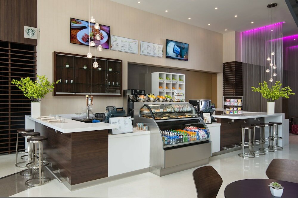 Фото Courtyard by Marriott Los Angeles L. A. Live