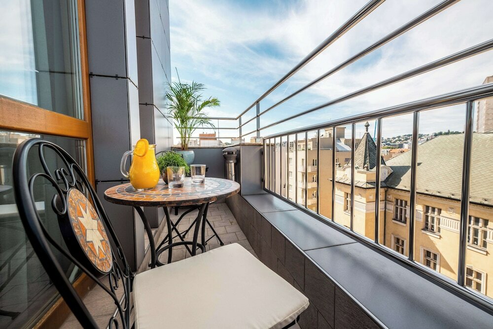 Фото Hotel Danubia Gate