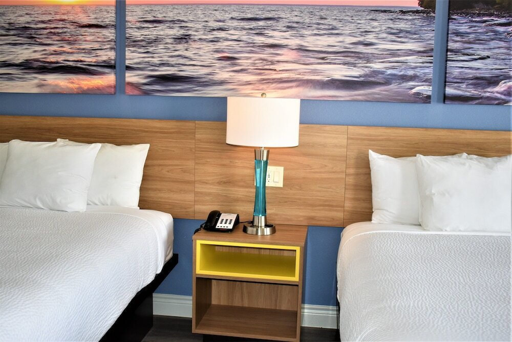 Фото Days Inn & Suites by Wyndham Downtown/University of Houston