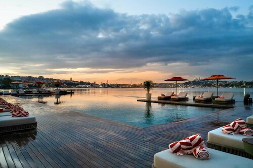 Гостиница Rixos Tersane Istanbul в Стамбуле