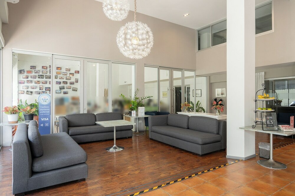 Фото Ratchadamnoen Residence