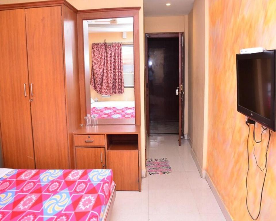 Фото Hotel Soorya International