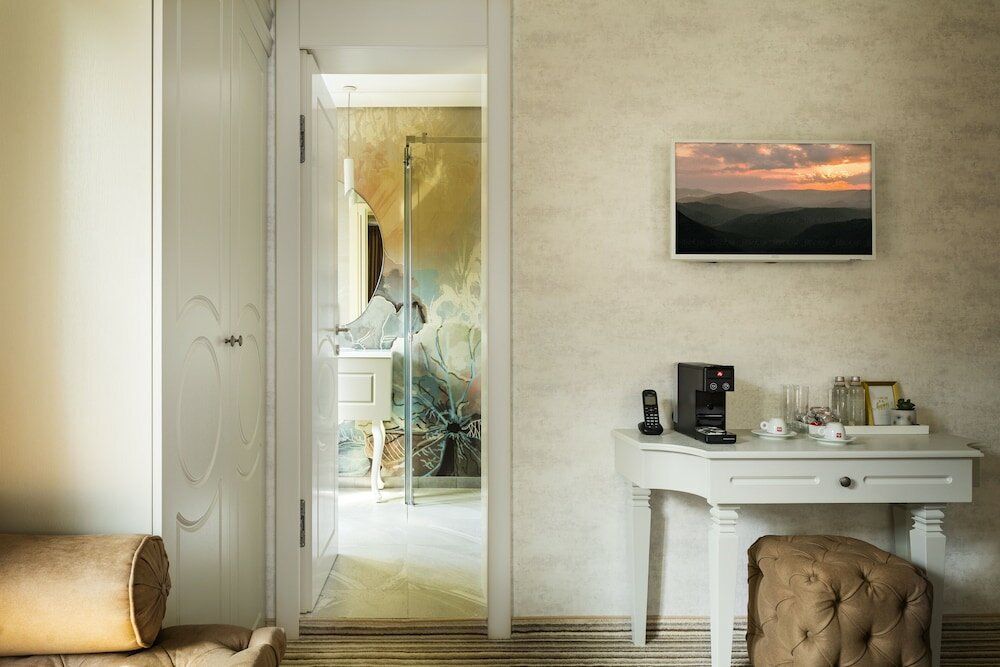 Фото Hotel Gallery 37 Powered by Aston
