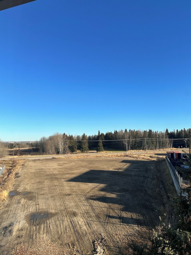 Фото Foxwood Inn & Suites