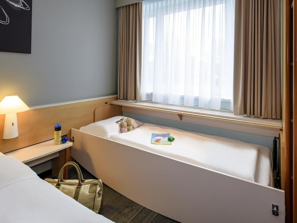 Фото ibis Hamburg Alsterring Hotel