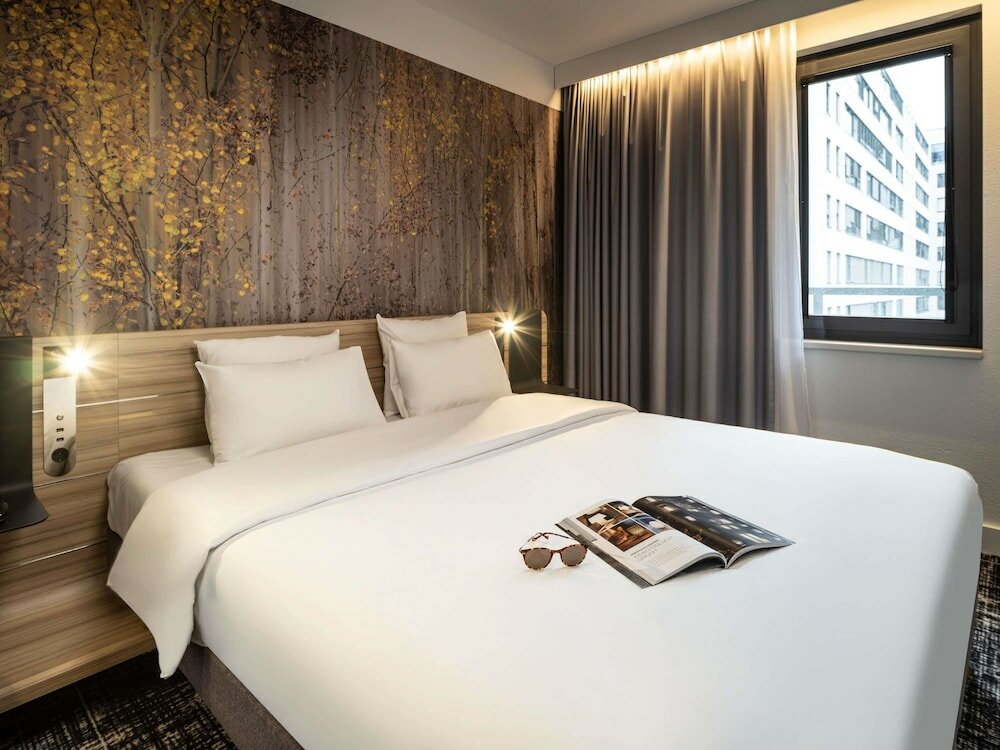 Фото Novotel Suites Wien City Donau