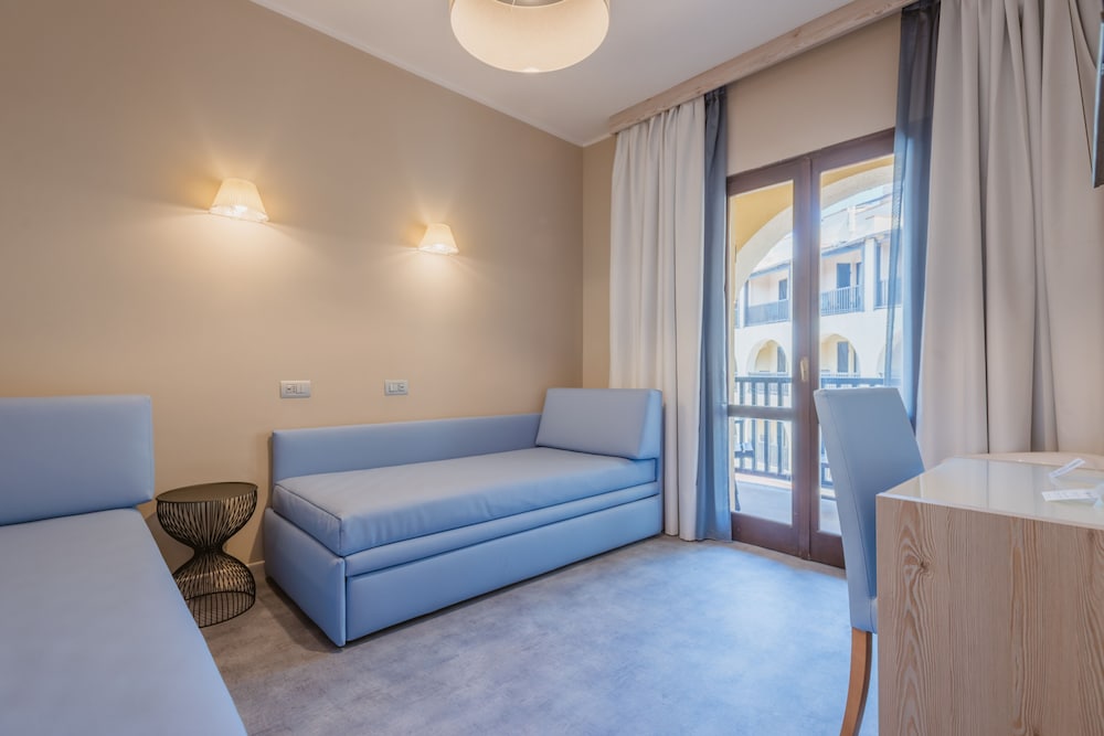 Фото Hotel Calabona