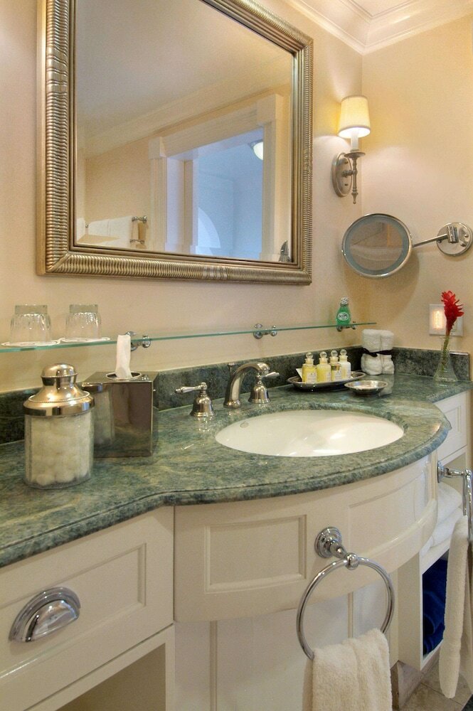 Фото Fairmont Royal Pavilion