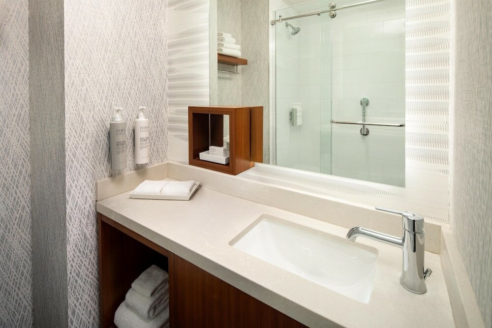 Фото Hampton Inn by Hilton New York Times Square
