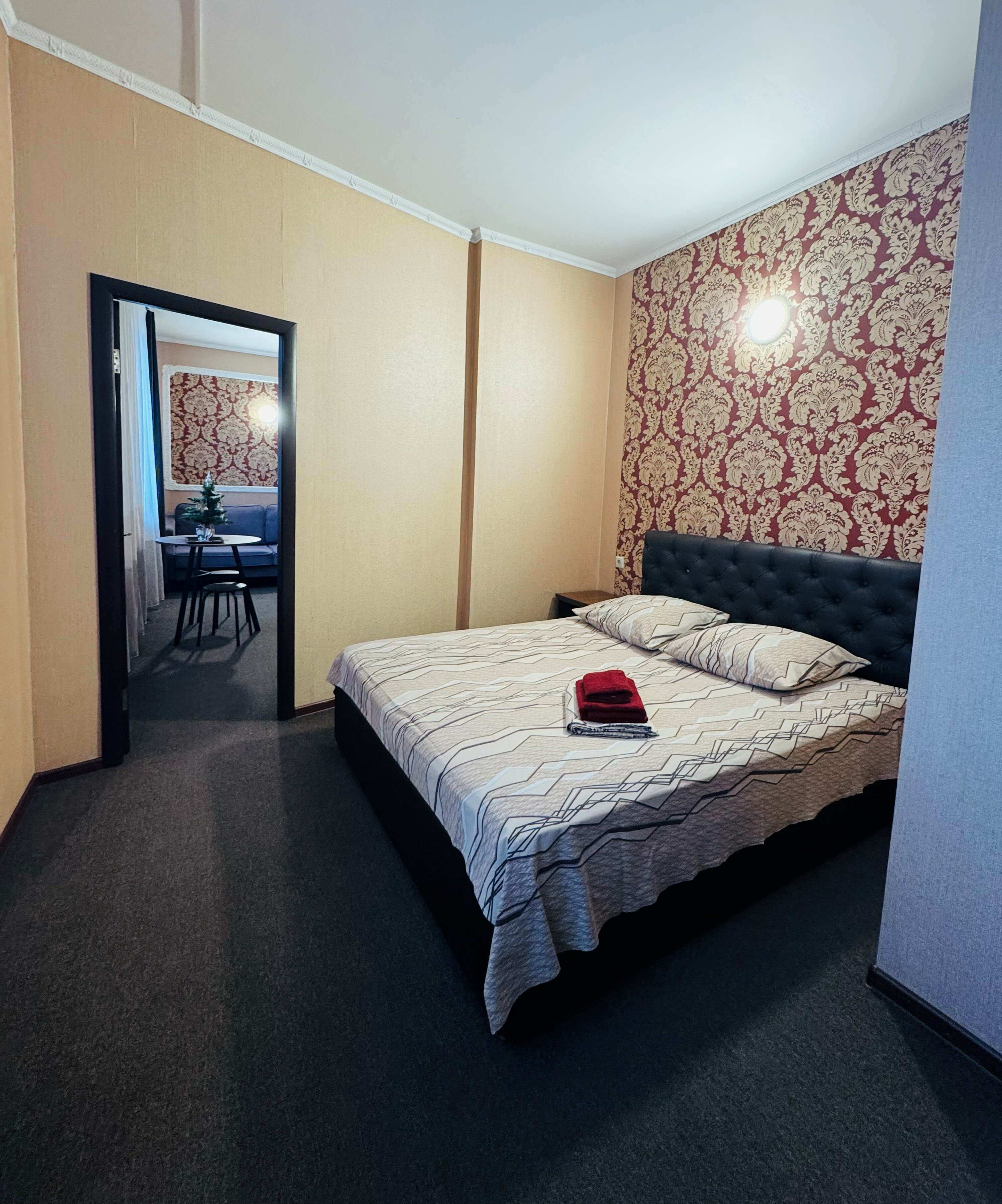 Фото отеля 2