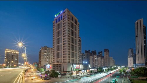 Гостиница Holiday Inn Express Nanchang Qingshan Lake View, an Ihg Hotel в Наньчане