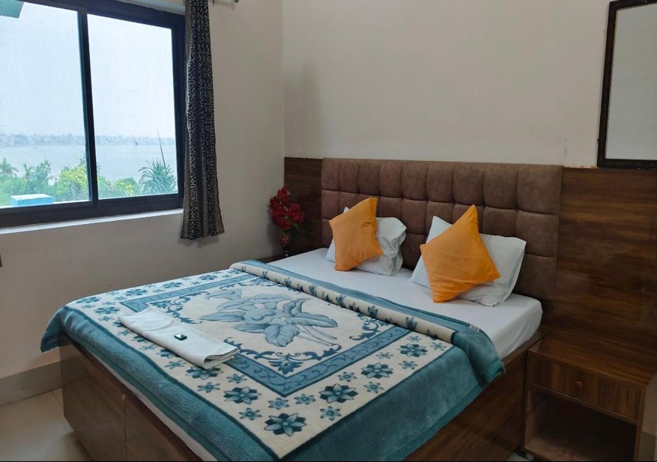 Фото Shri Yoga Mandir Guest House