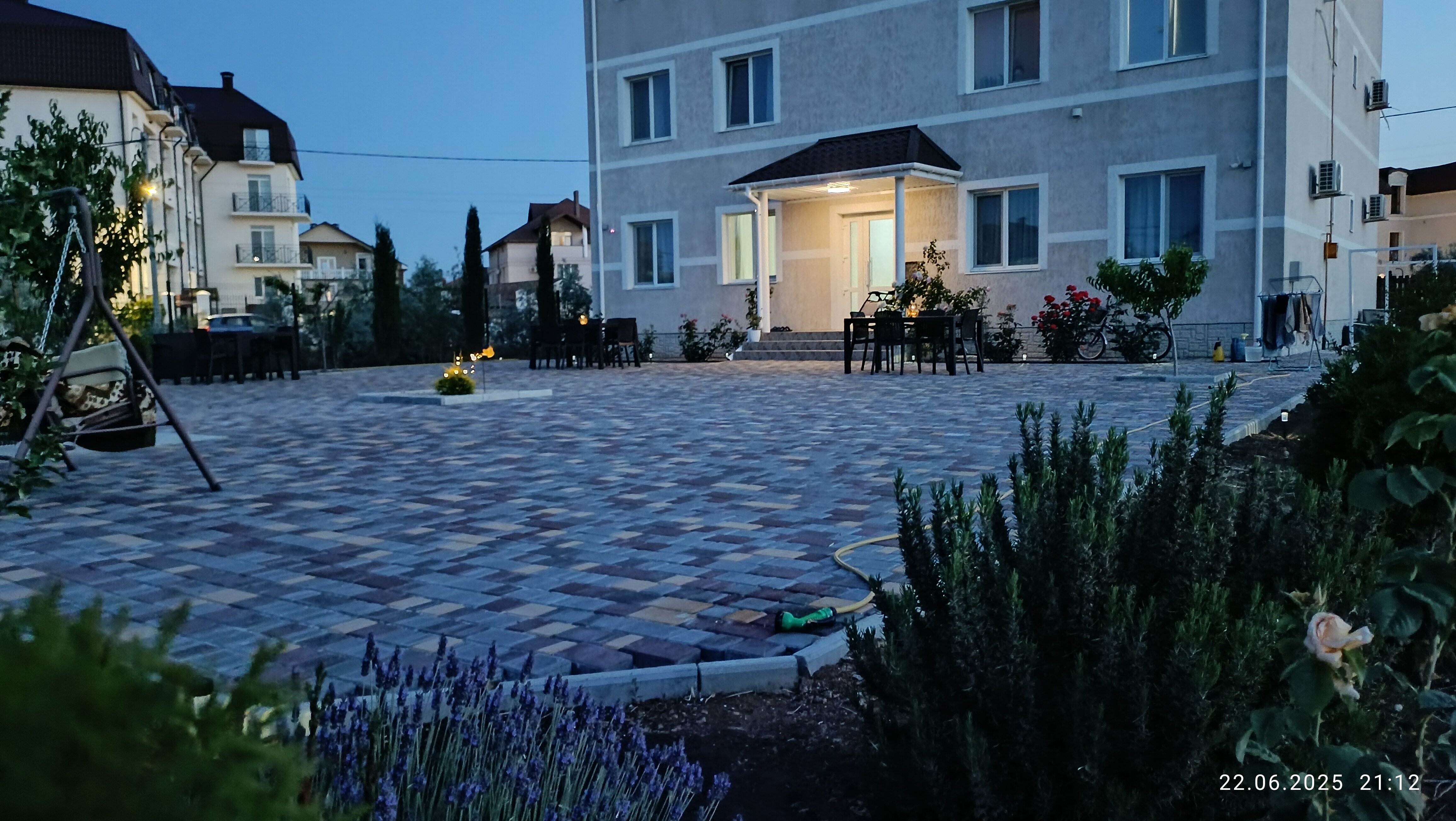 Фото Селена