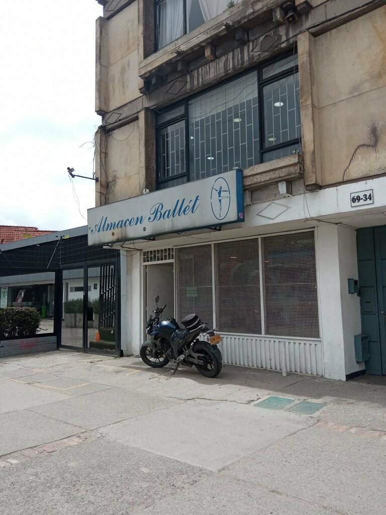 Sportswear and shoes Almacen Ballét, Bogota, photo