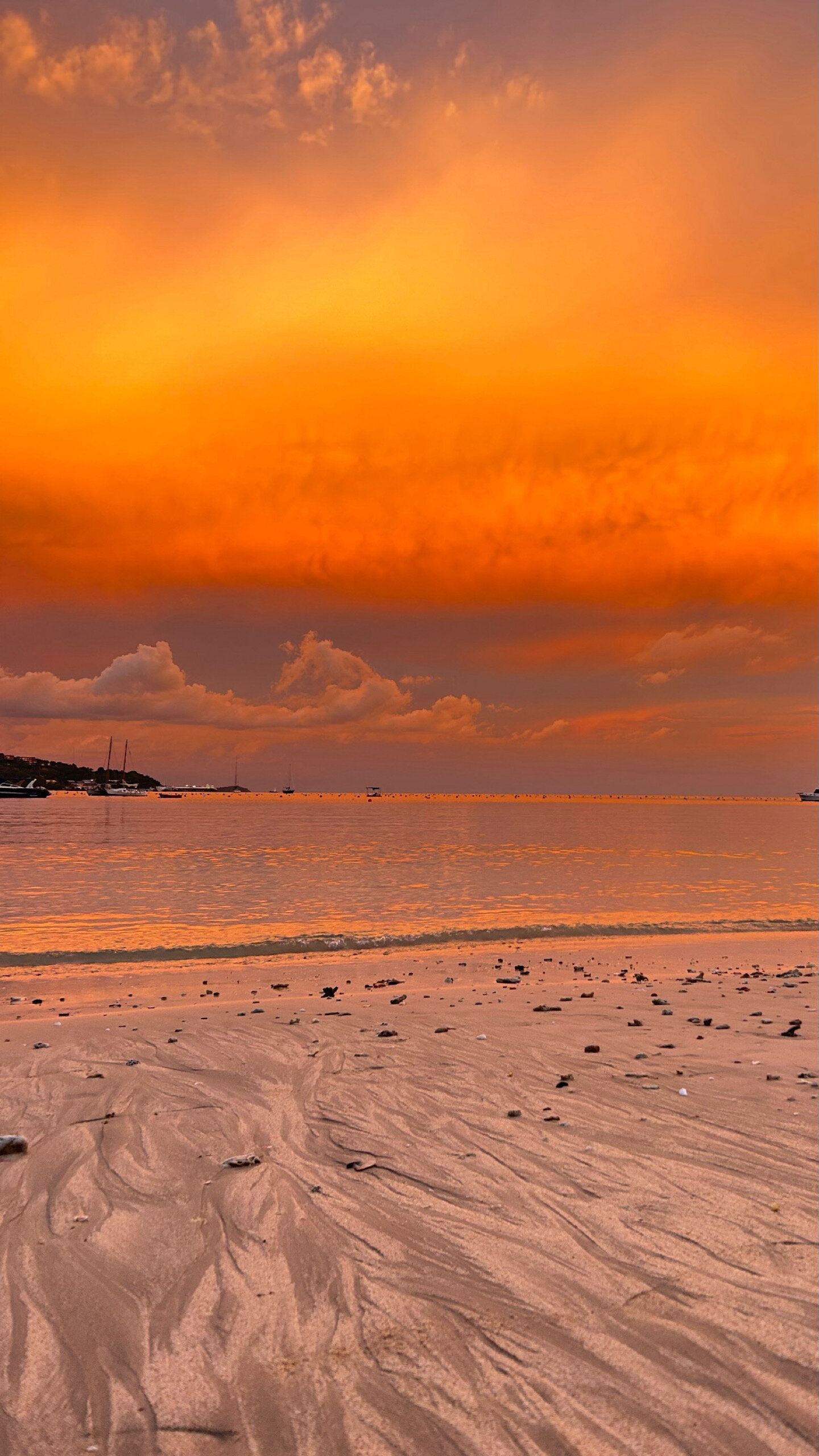 Фото Bandara Beach Resort Phuket