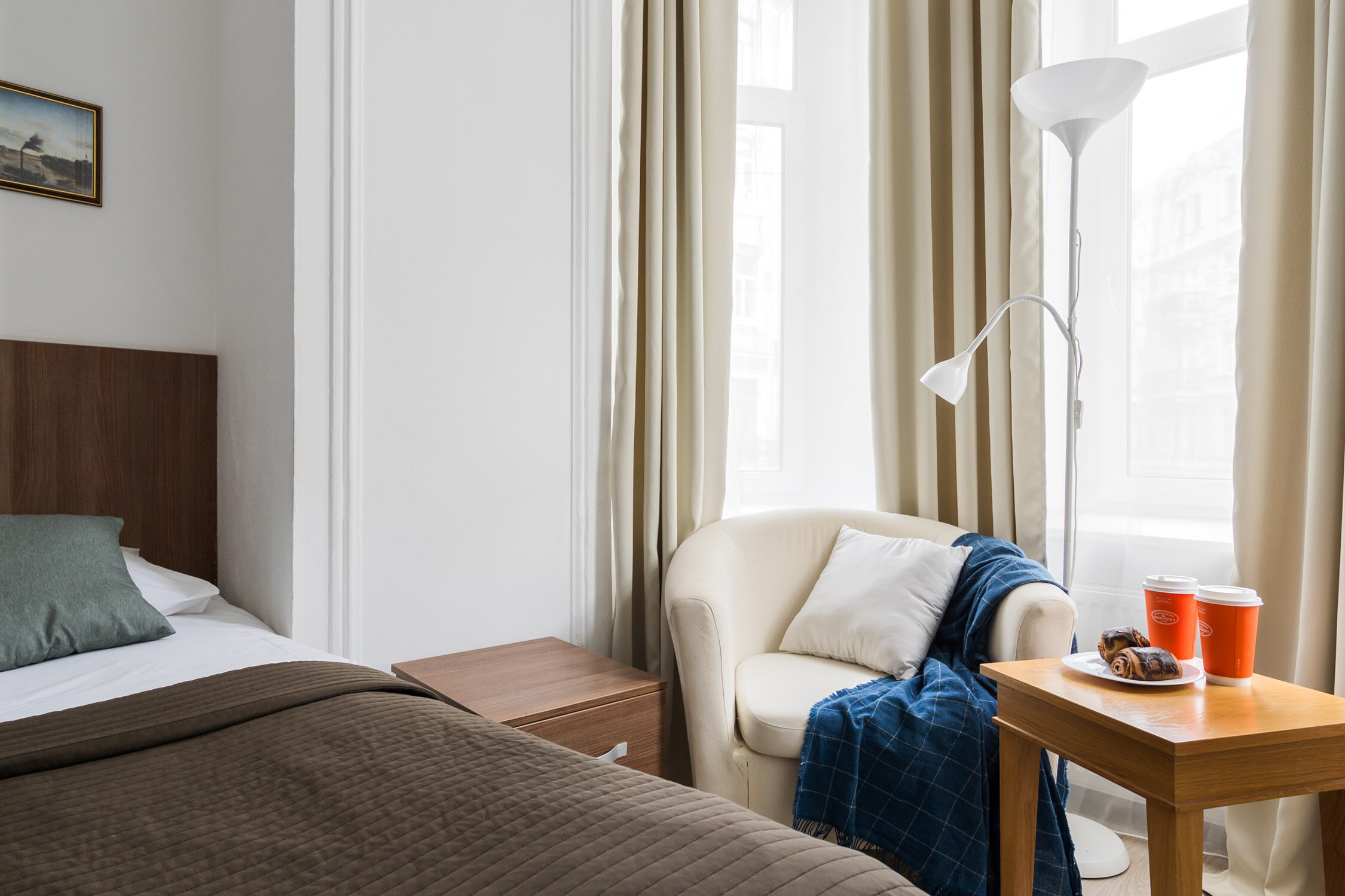 Фото отеля 2