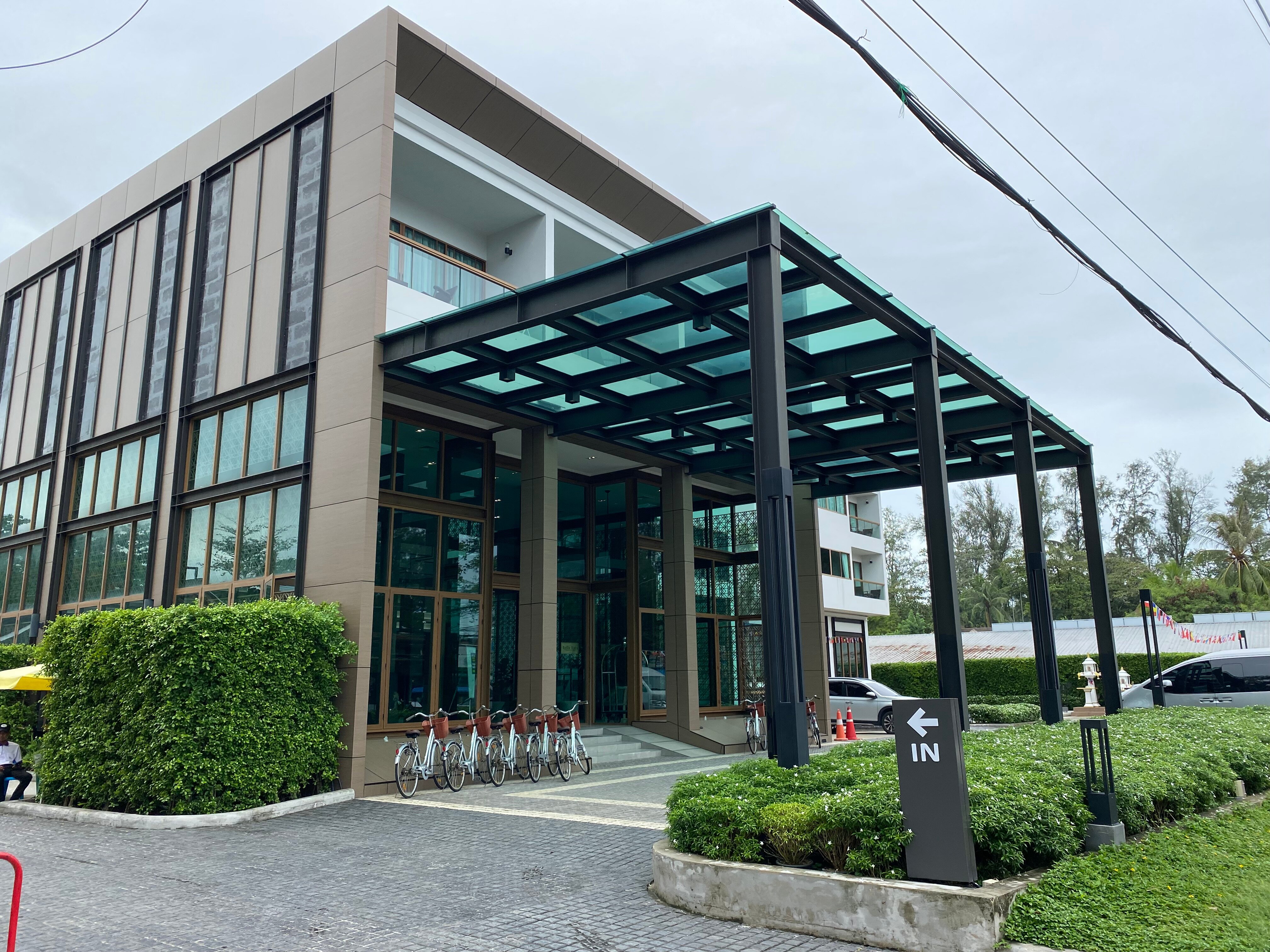 Фото Bella Nara Phuket Naiyang Beach