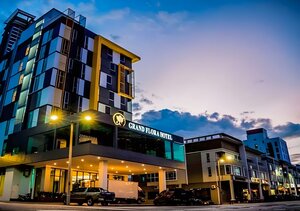 Гостиница Grand Flora Hotel Melaka в Малакке