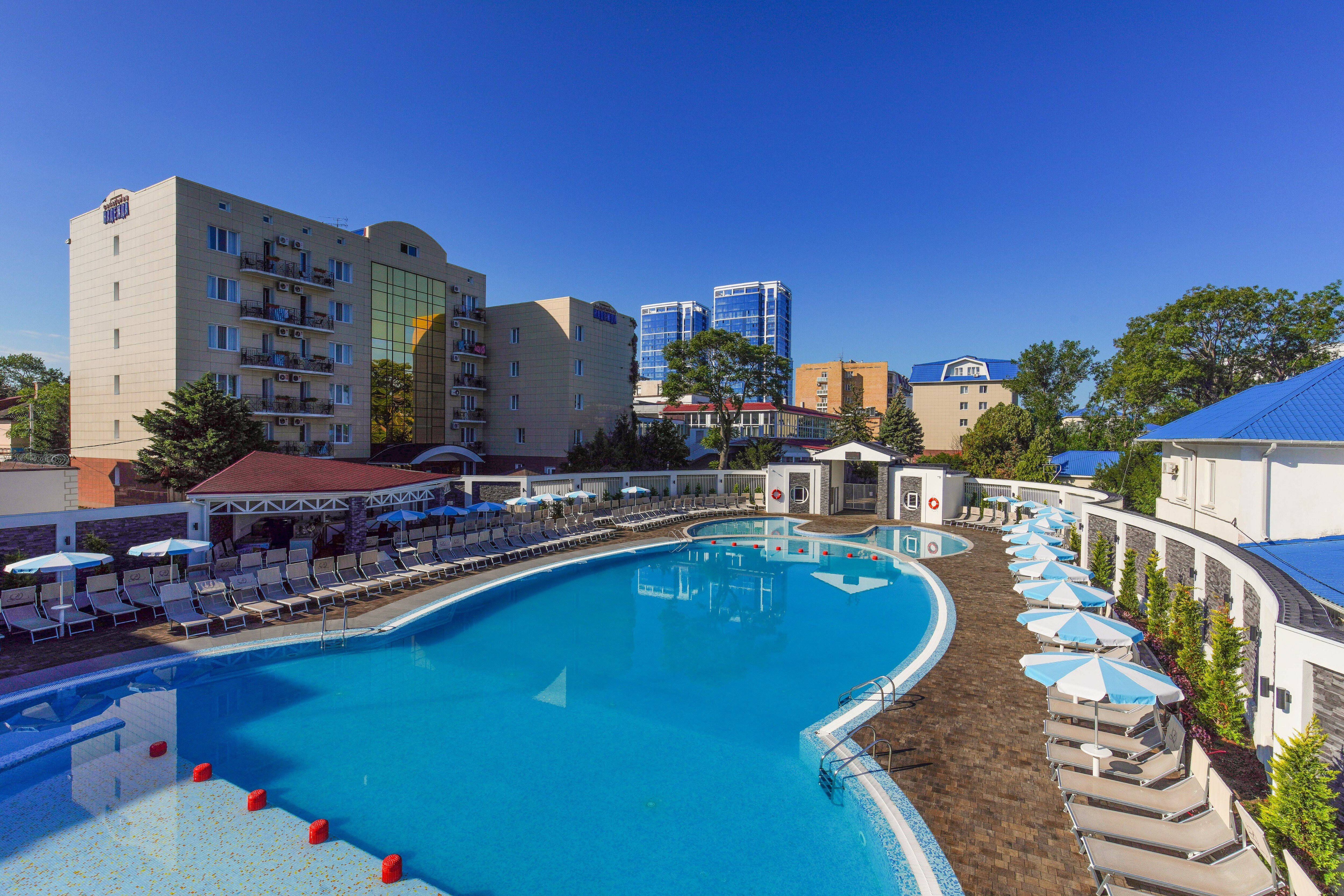 Фото отеля 1