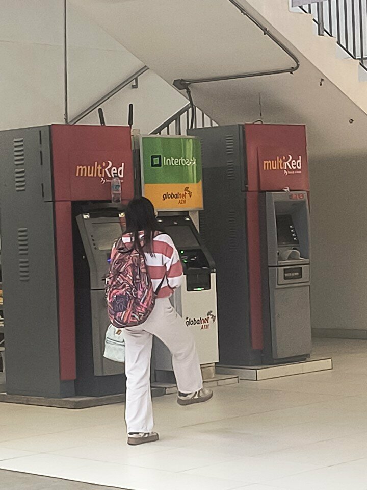 ATM ATM Interbank, Lima, photo
