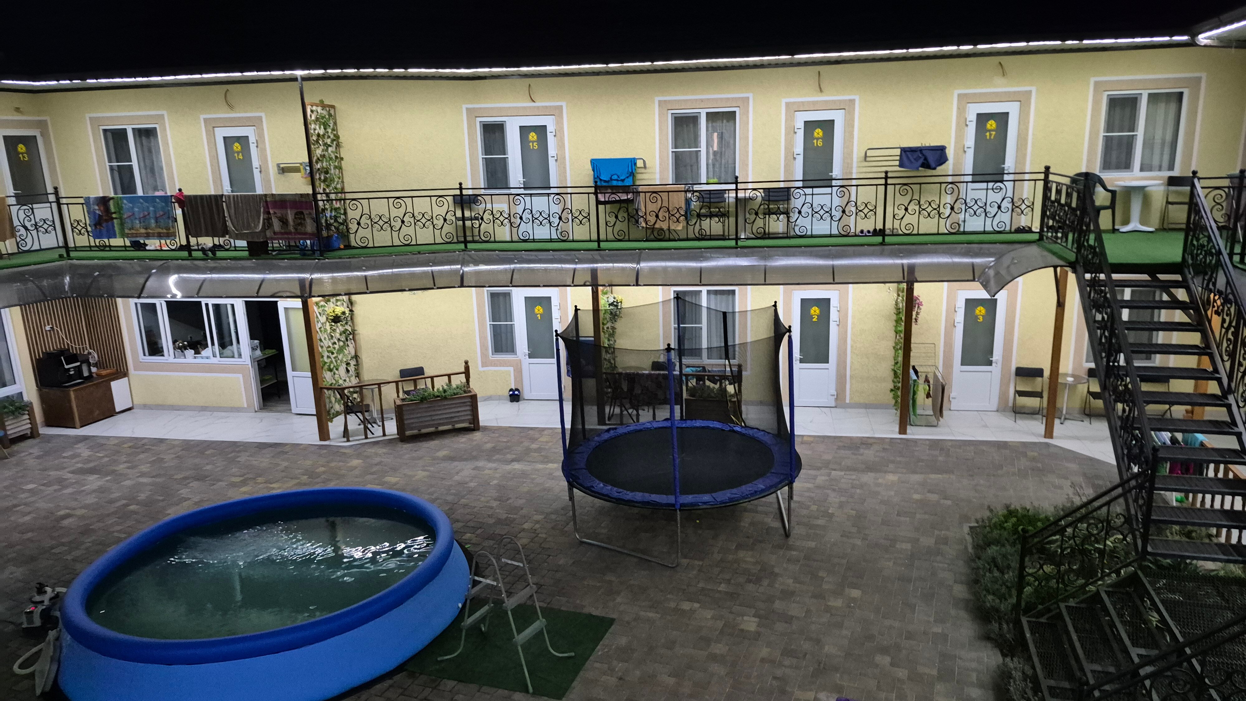 Фото отеля 4