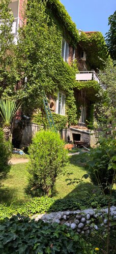 Гостиница Neli & Zaal Guest House в Телави