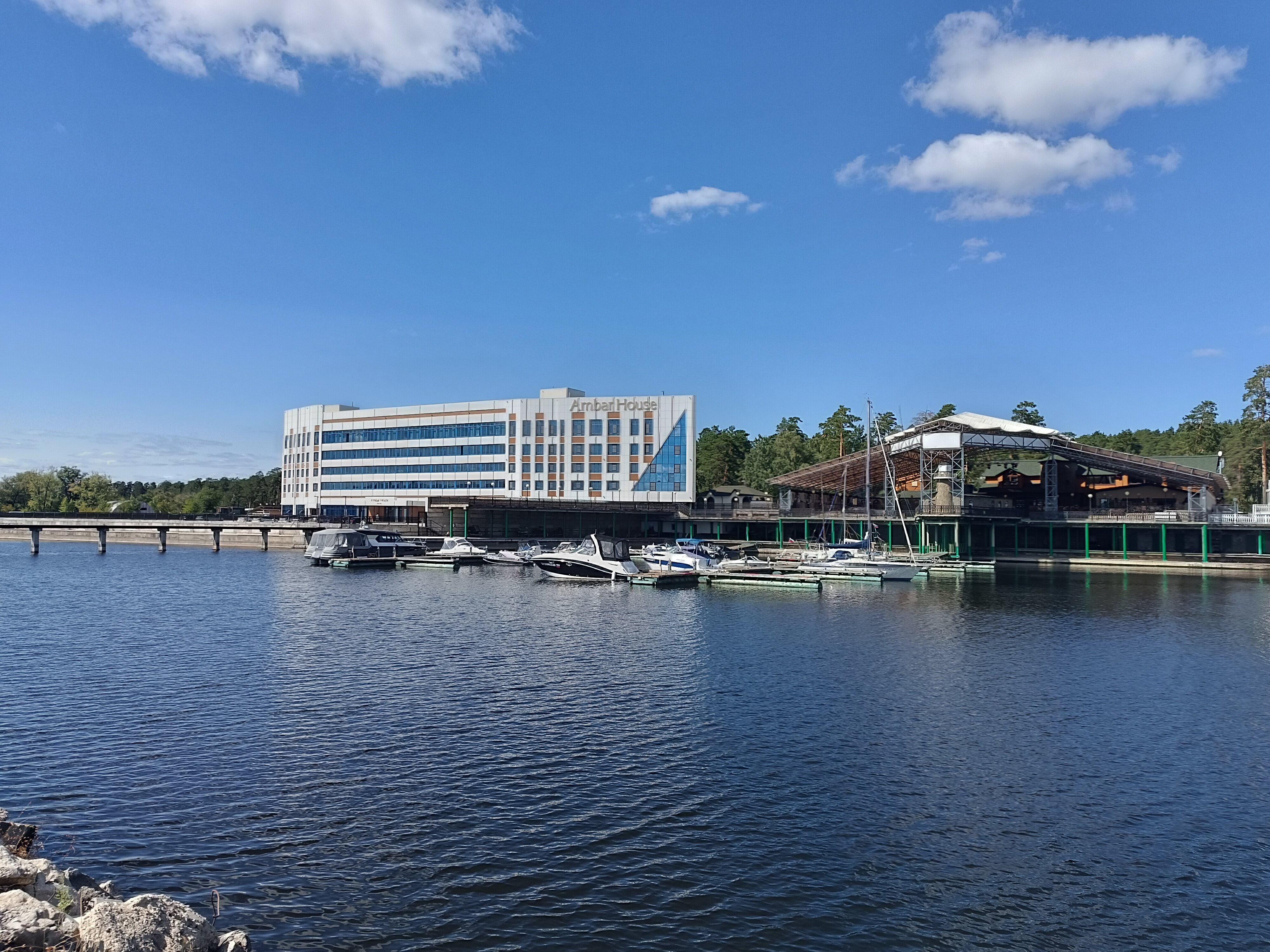 Фото отеля 3