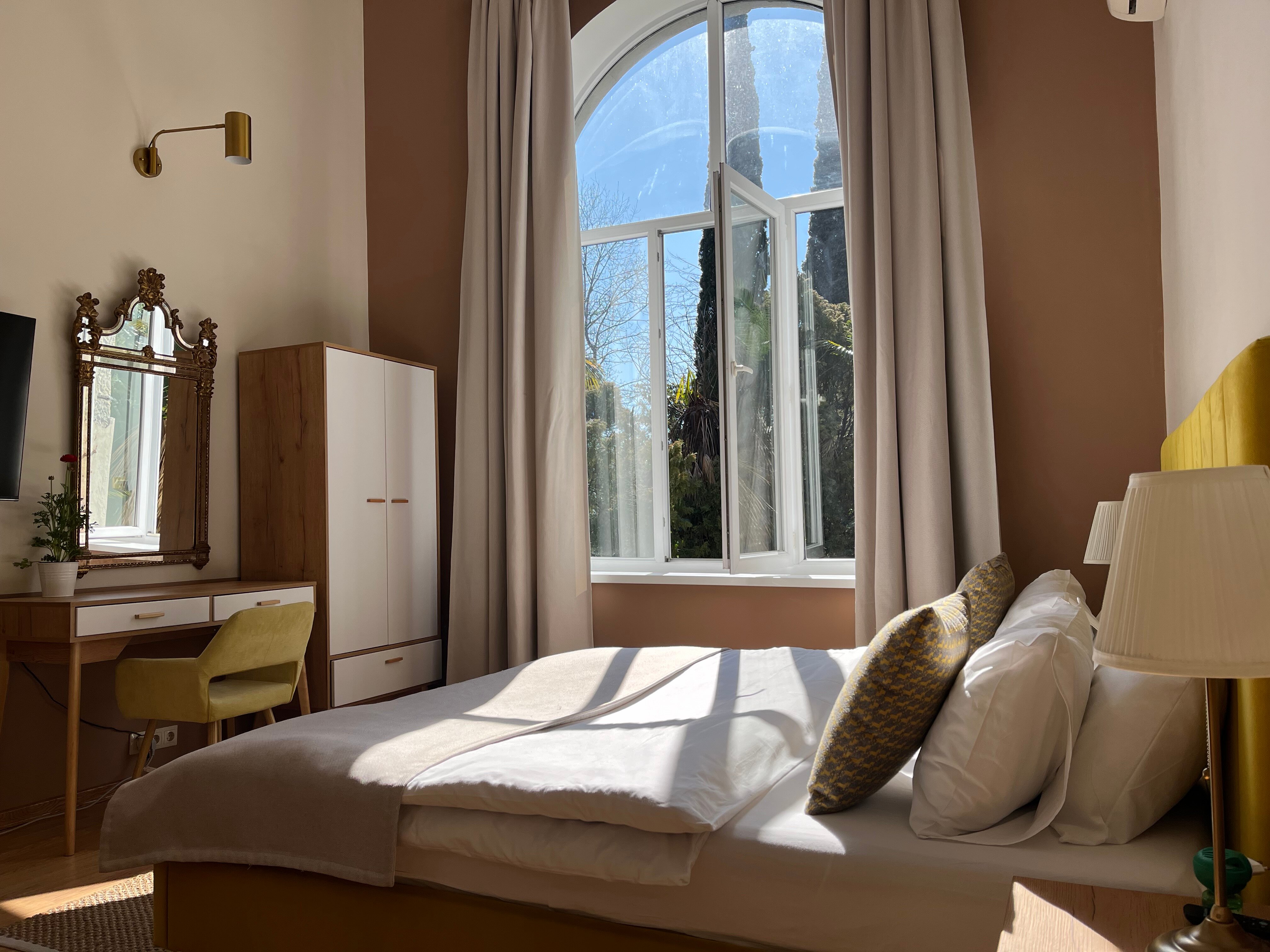 Фото Замок 1910г в Старых Гаграх