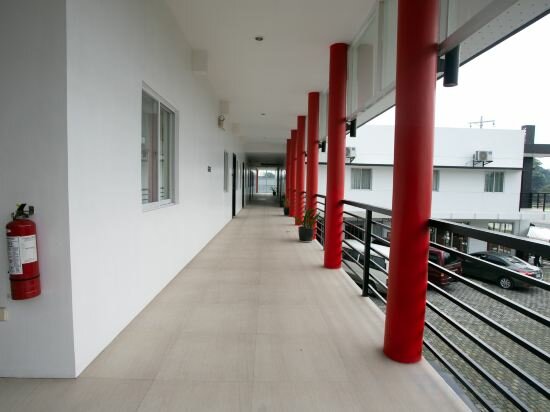 Фото Capital O 642 The Junction Tagaytay