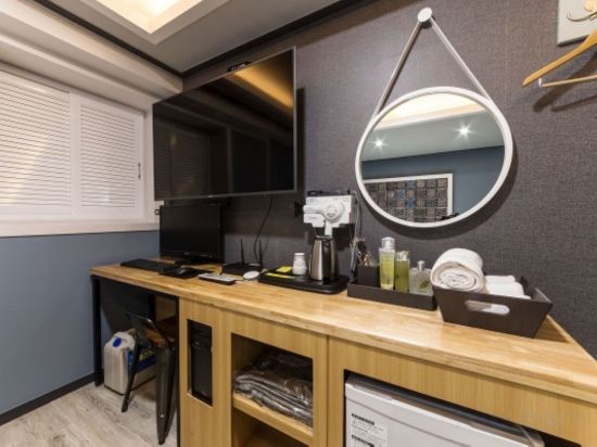 Фото Suwon Yeongtong K Hotel