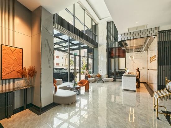 Фото Luxcity Hotel & Apartment