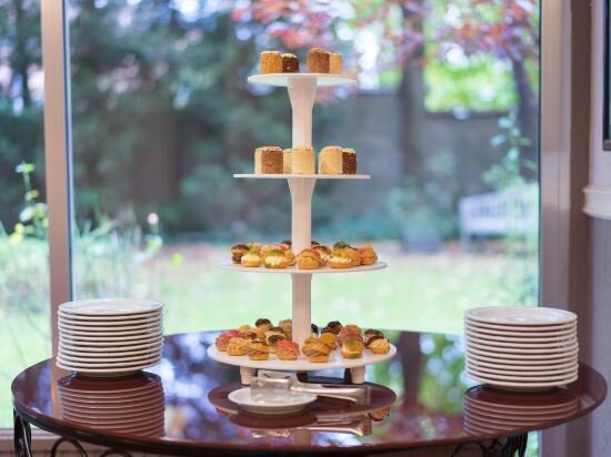 Фото First Euroflat Hotel