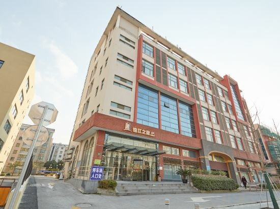 Фото Jinjiang Inn Select (Shanghai Fengxian Powerlong Plaza Yunhe North Road)