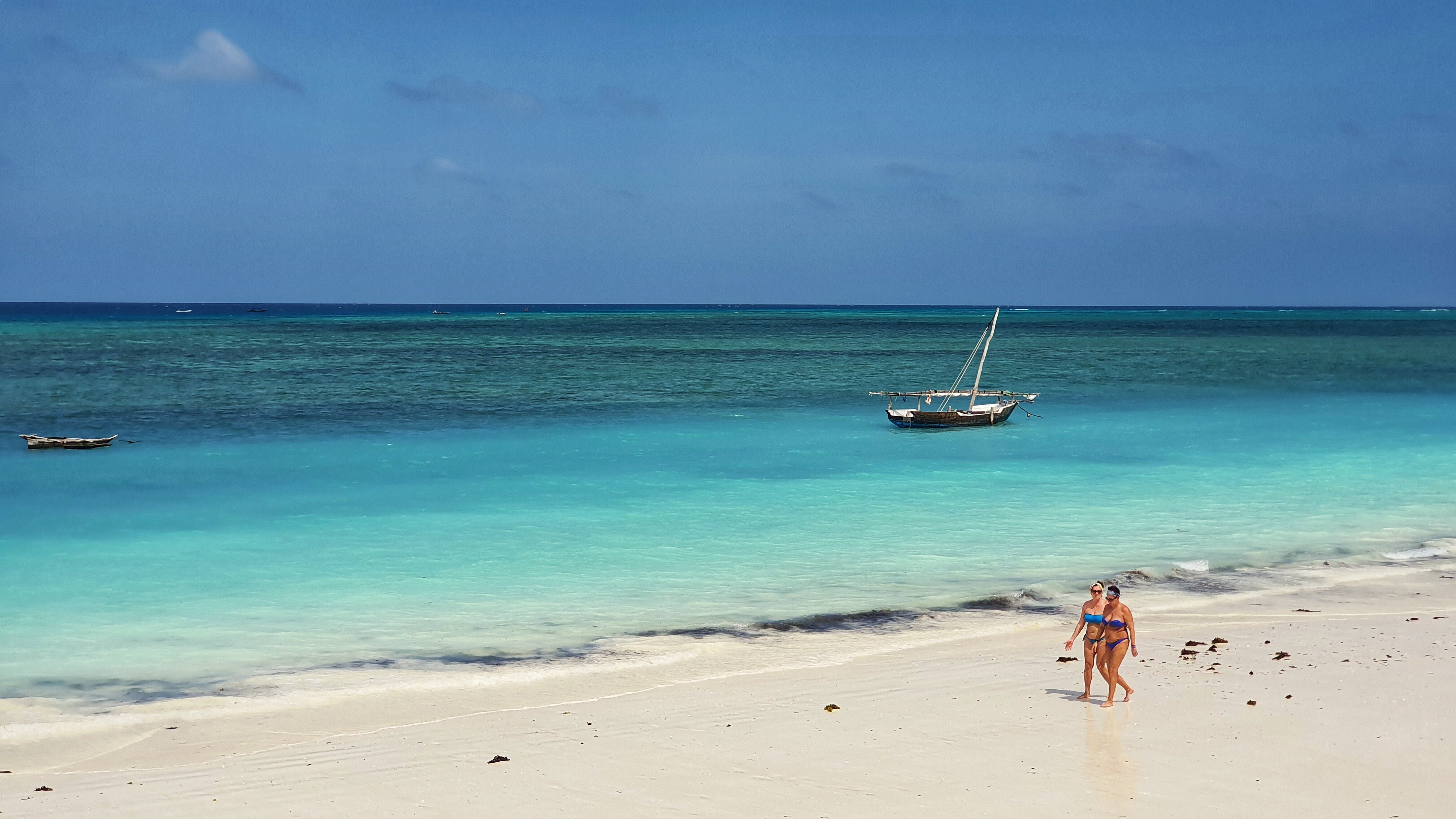 Фото Double A Nungwi Beach Hotel