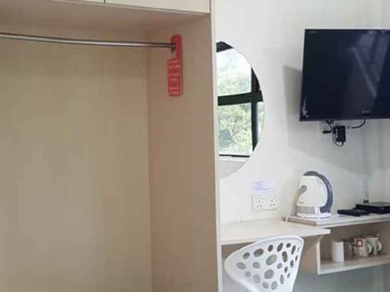 Фото Merlin Hotel