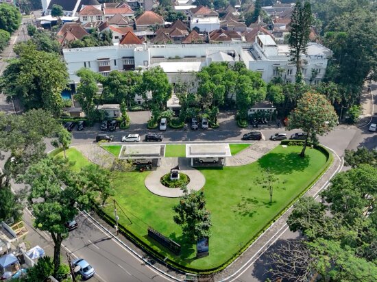 Фото The Shalimar Boutique Hotel